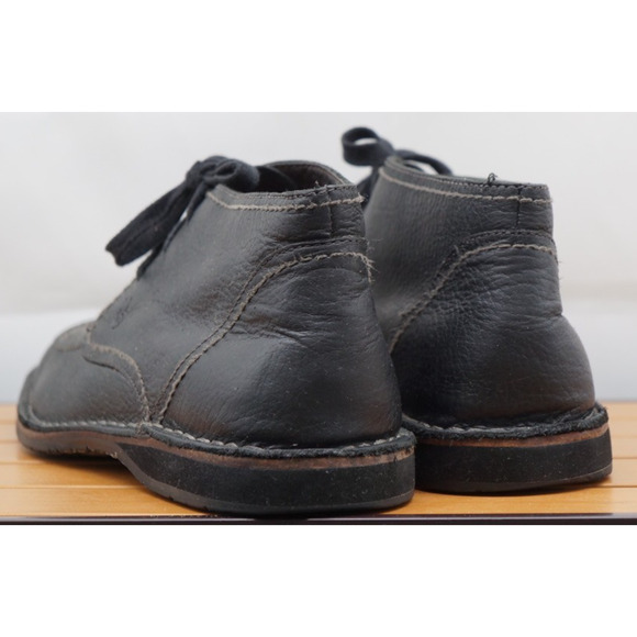 john varvatos chukka boots Men size 8.5 main image 9